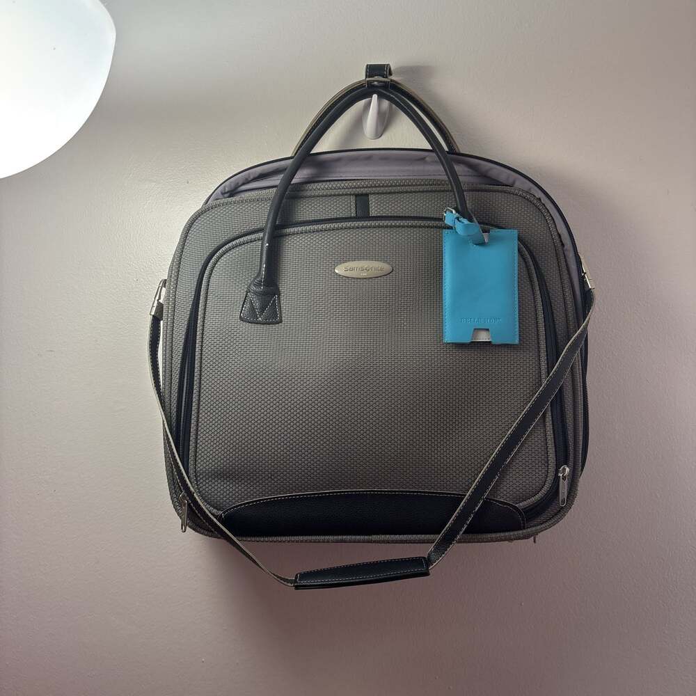 Samsonite Mobile Solution Wheeled Mobile Office B… - image 1